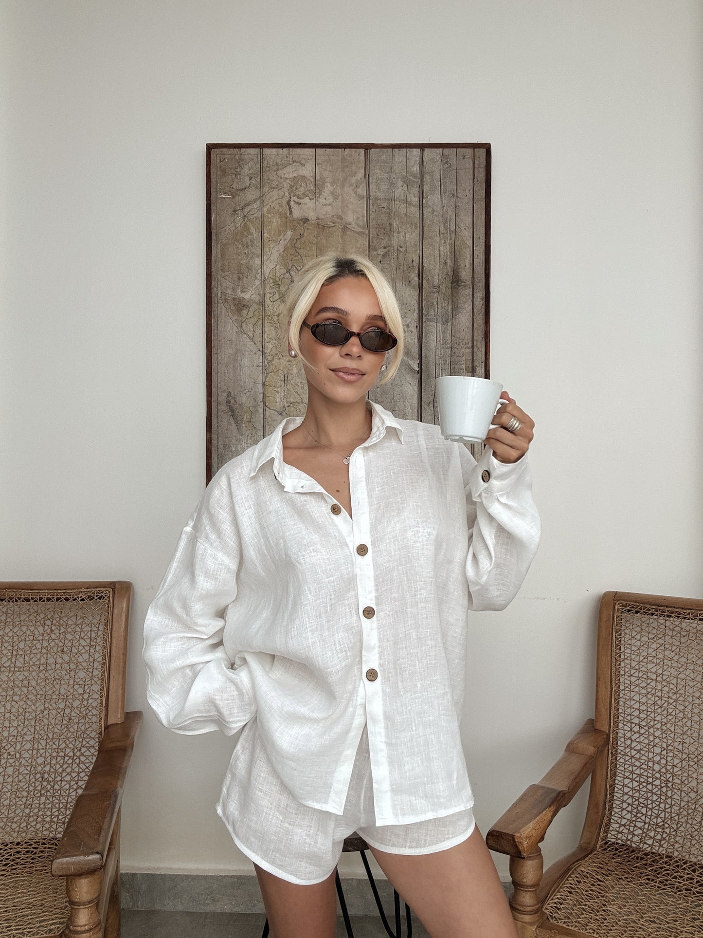 The Sanyu Button Up