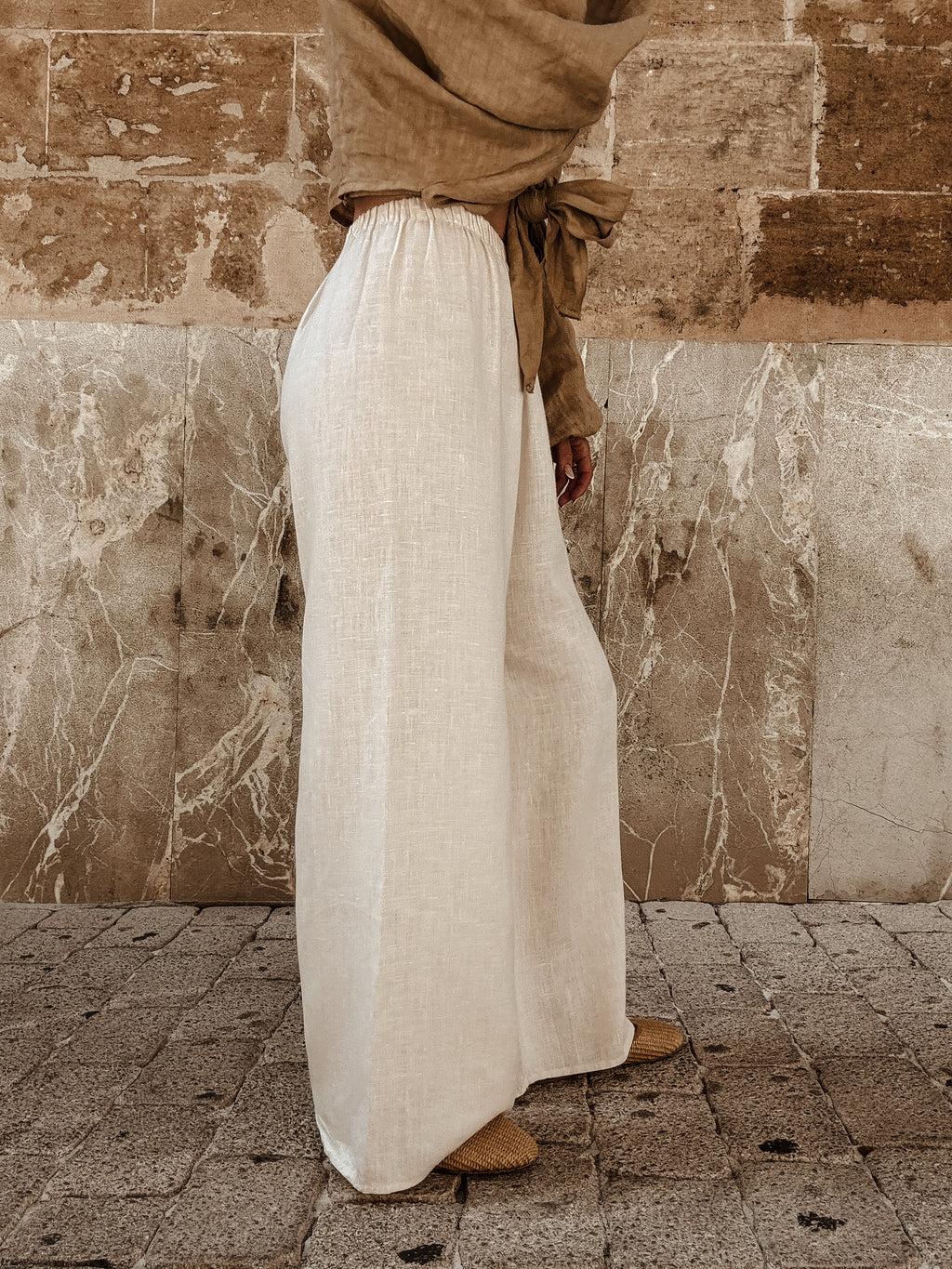 The Dream Girl Linen Trouser