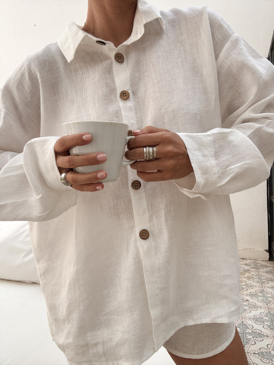 The Sanyu Button Up